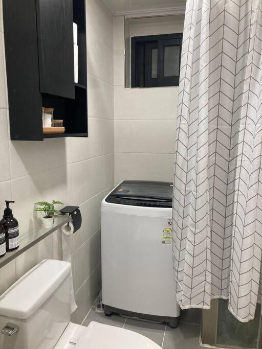 Dear Apartment *